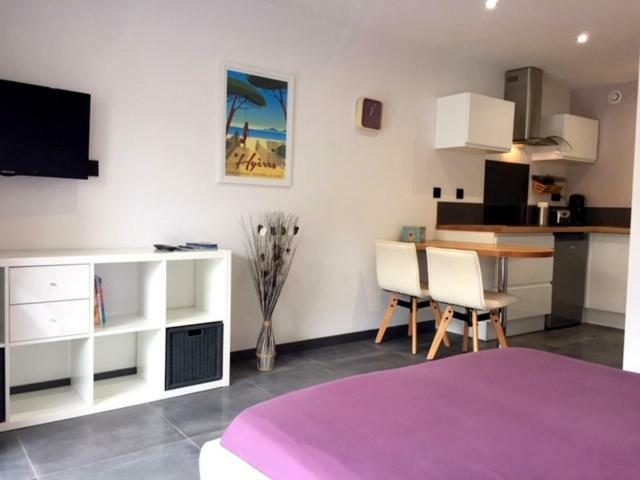 Plage A 400 M Studio Tout Confort Terrasse Clim Parking 히에레 외부 사진